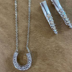 Silver tone Horseshoe necklace + 2 Hair clips Costume Jewelry